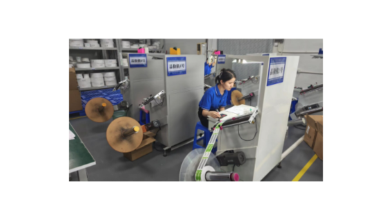 custom-rfid-wristbands